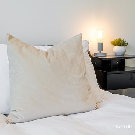 Carbery Lux By Grandeur Property Bournemouth Bagian luar foto